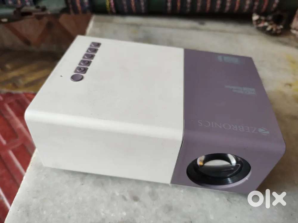 Zebronics new projector for sale
