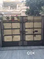 Main Gate iron