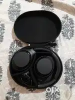 Sony xm4 headphones