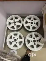 R13 alloy wheels