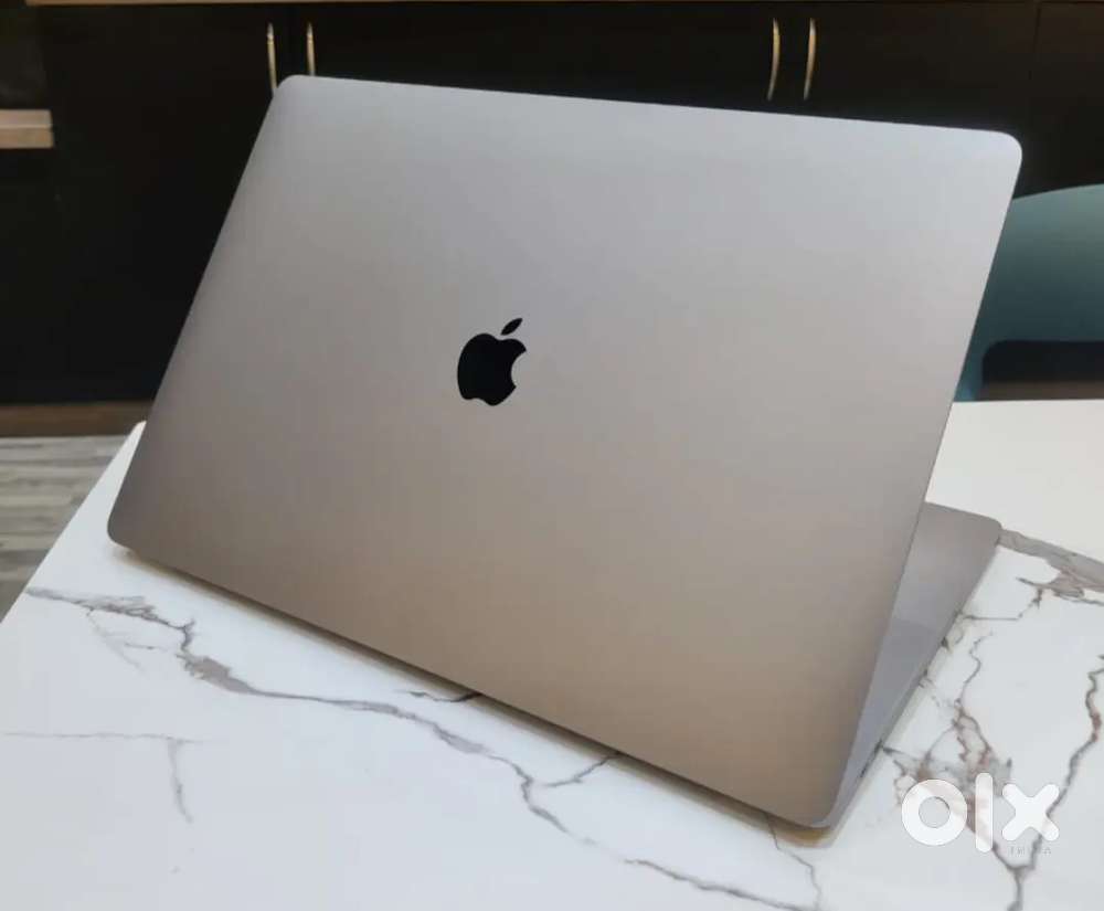 Apple Mac Book Pro 2020 for Sale