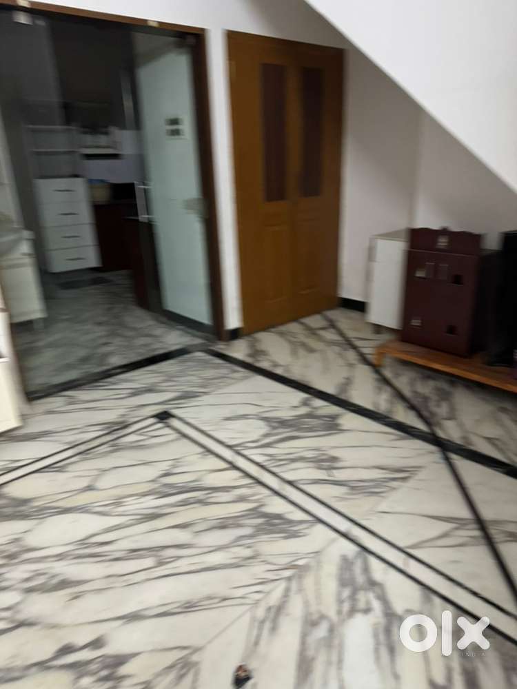 Individual house ground floor available for rent for Office,Batchlor