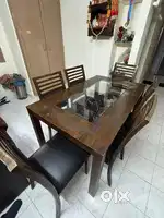 Six sitters Dining Table With Chairs
