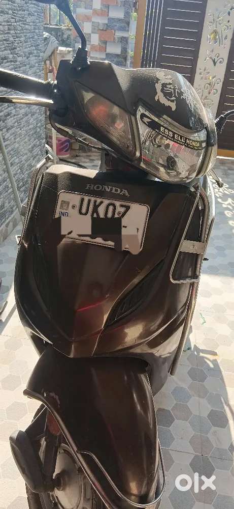 Well condition scooty  and 1st owner