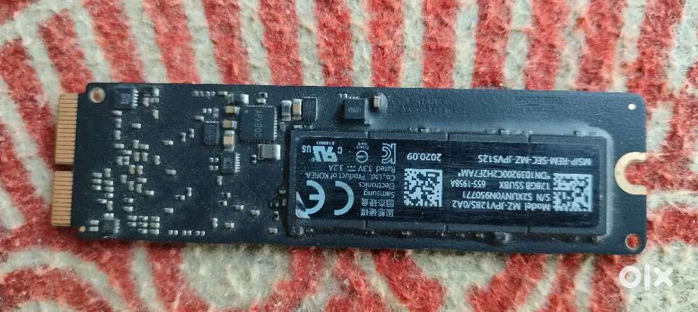 Samsung MZ-JPV128S/0A2 internal (SSD).128 GB Apple MacBook models 
