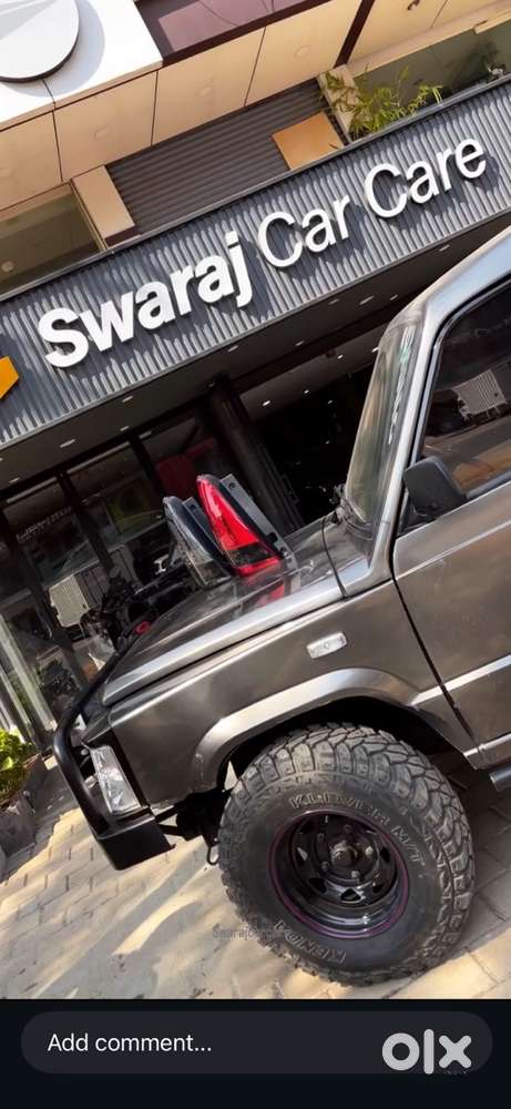 Car polishing technician