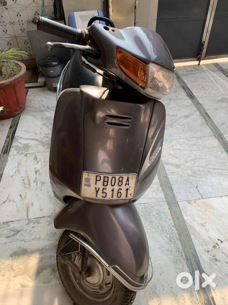 Honda Activa…Excellent condition…Army person scoty…Genuine price
