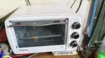BRAND NEW Bajaj OVEN TOASTER GRILLER 16 LITER. SIRF 2.3 bar use hua h