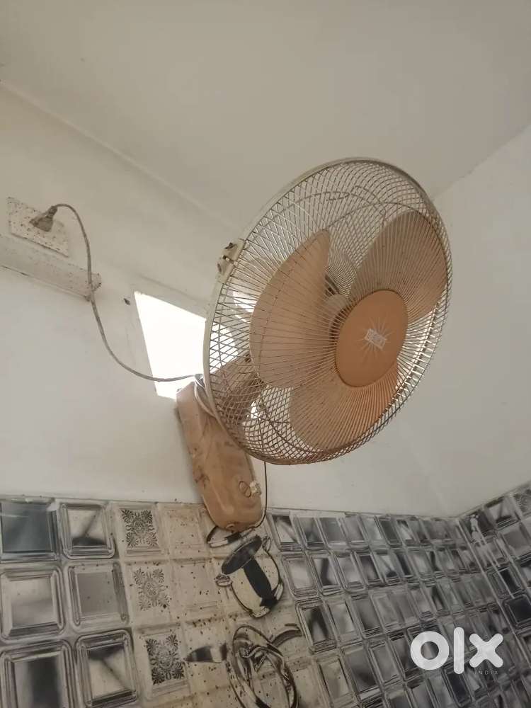 Usha wall fan high speed.y