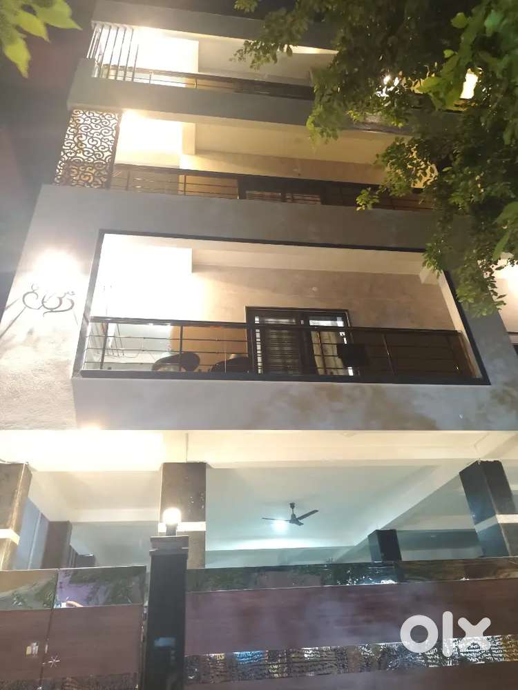 Rent and lease