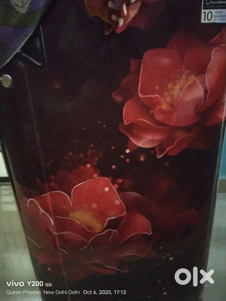 I want to sell a fridge, it works fine, I bought it 2 years ago.