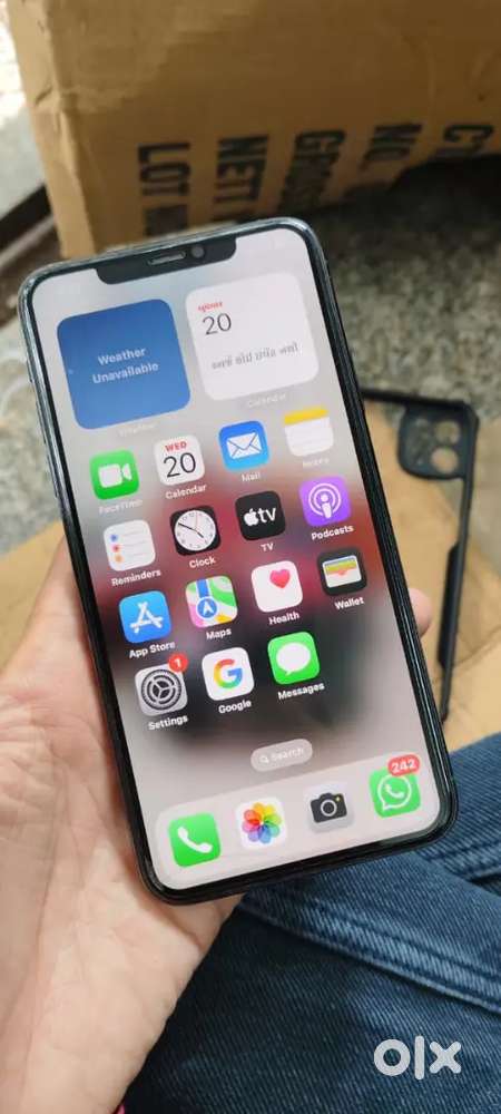 I phone 11 pro max 256 gb