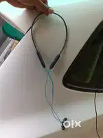 Leaf rush bluetooth earphones