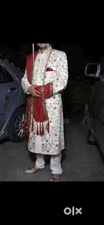 Men hand embroidered sherwani