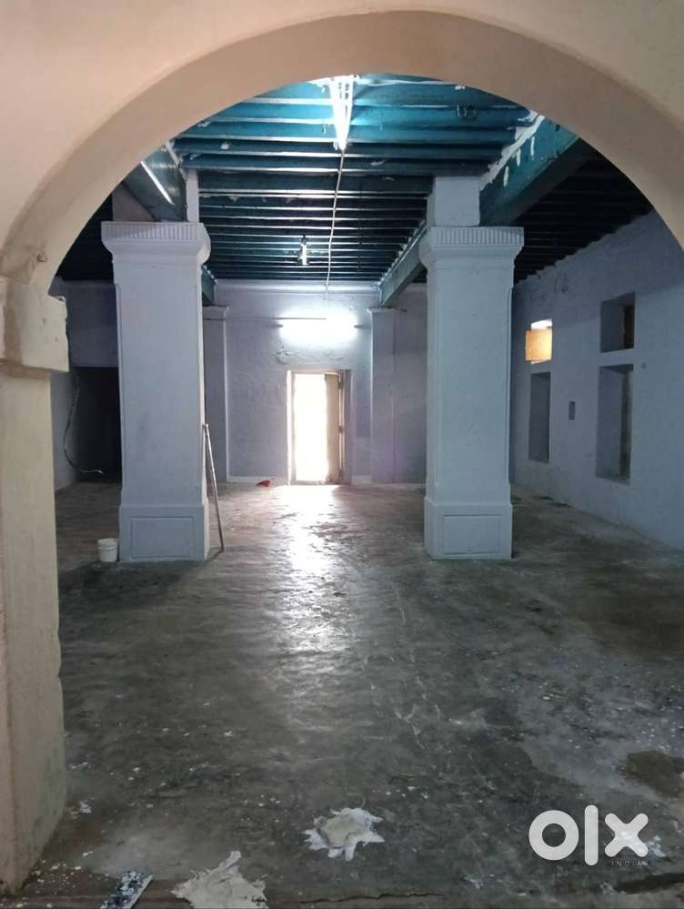 Godown for RENT in main area at town hall