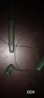 Noise bluetooth headset only 6days old