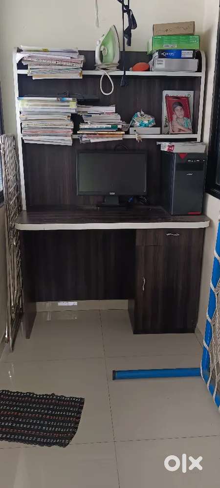 Study table Peor plywood