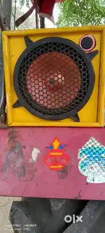 Treakter speaker Box  & sterio