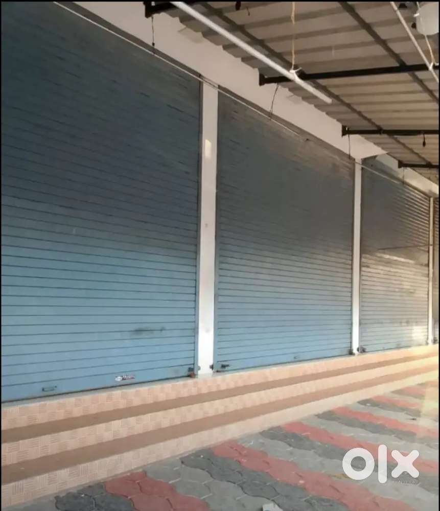 ROOMS FOR SHOP OR OFFICE RENT