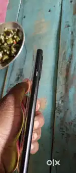 12 /256 5g phone