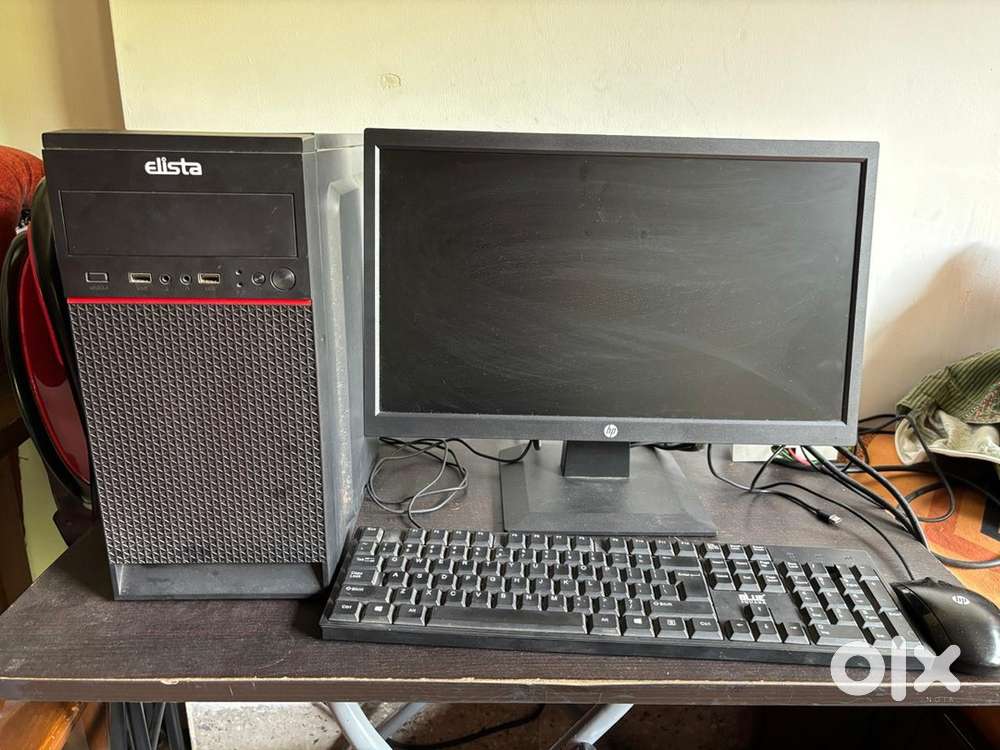 Desktop Computer with Monitor/Keyboard/Mouse
