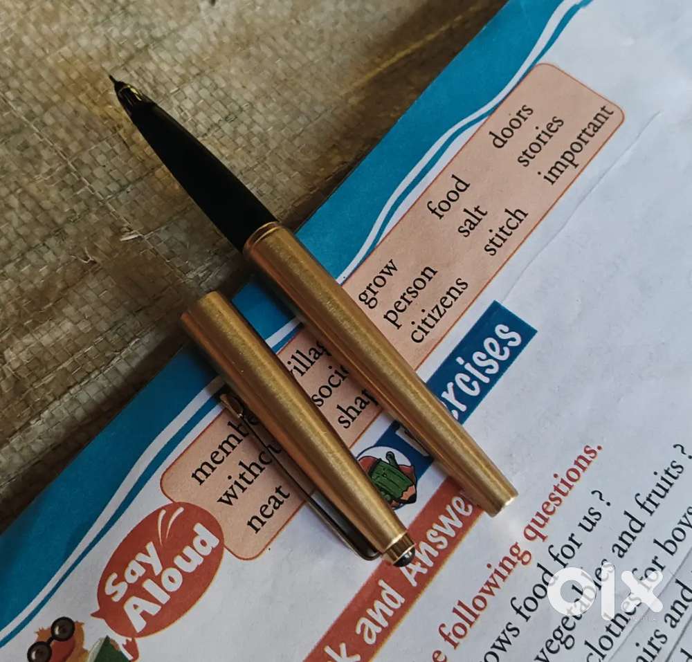 Parker classic Gold gt ball pen with box