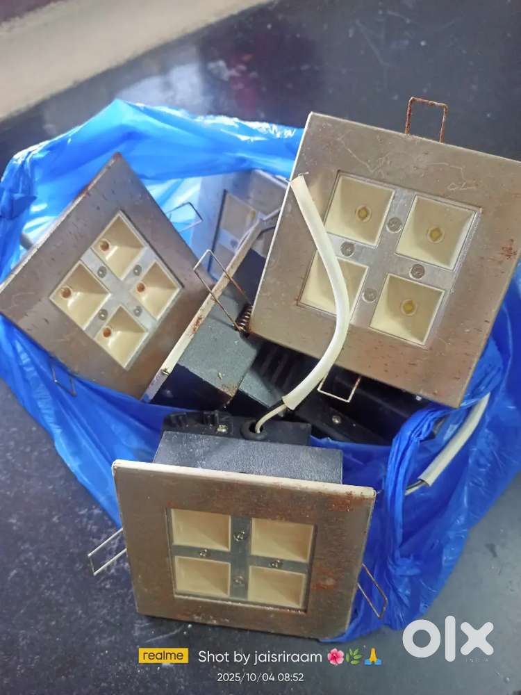 P O P focus lights for sale