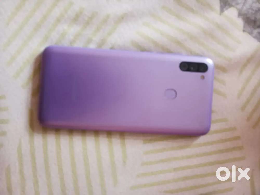 Samsung M11