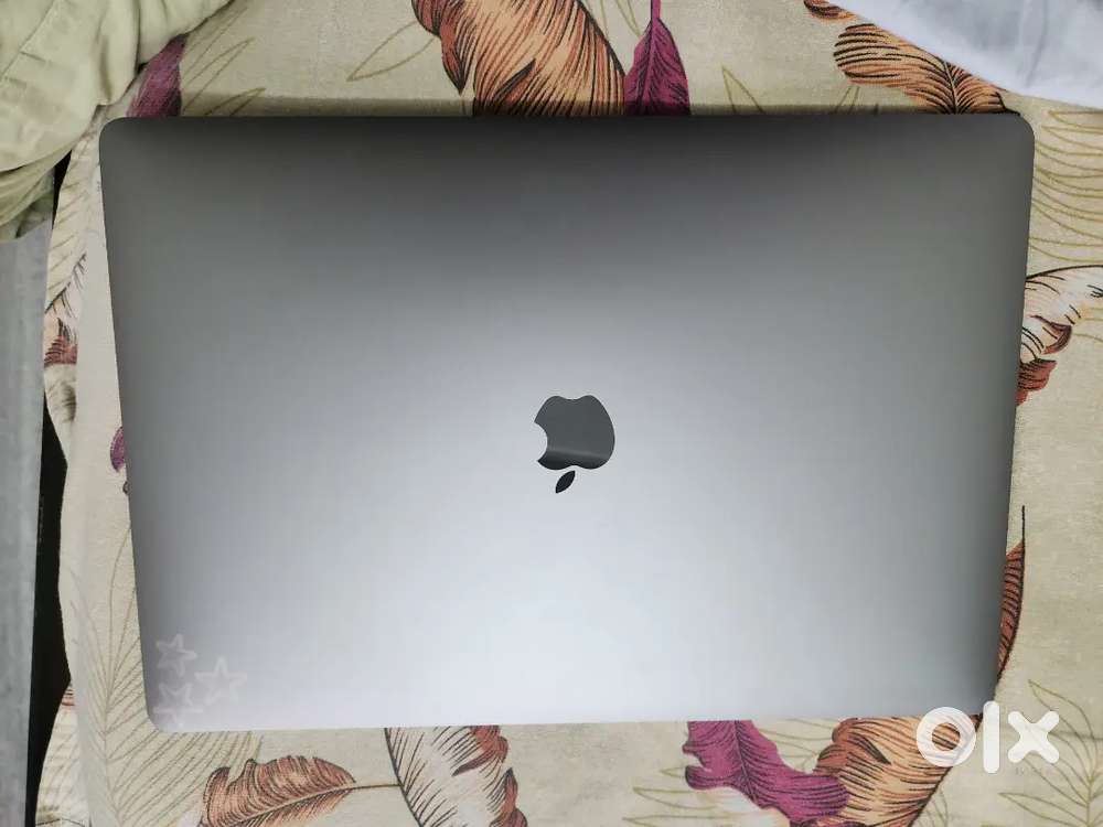Macbook Pro i9 2019 laptop