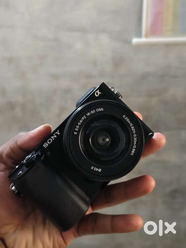 Sony A6100