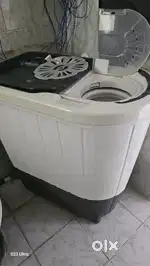 Manual washing machine for sale.