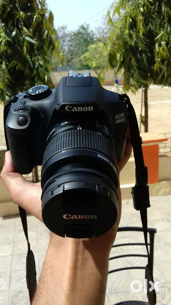 Canon camera 1300d