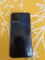 Vivo v21 4 64 storage mint condition side fingerprint lock