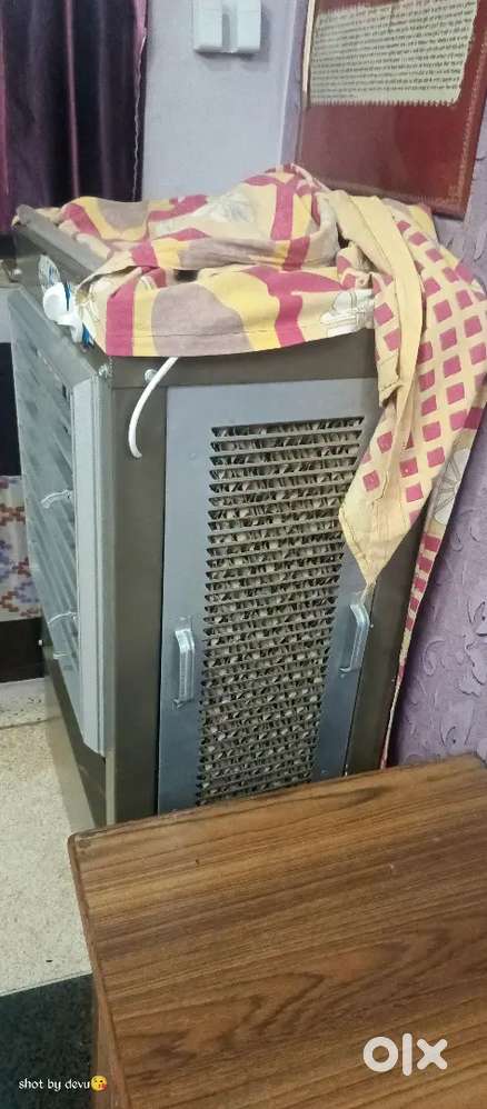 Iron body cooler