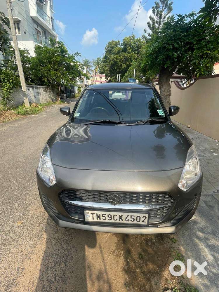 Maruti Suzuki Swift 2021 AMT Petrol 31795 Km Driven