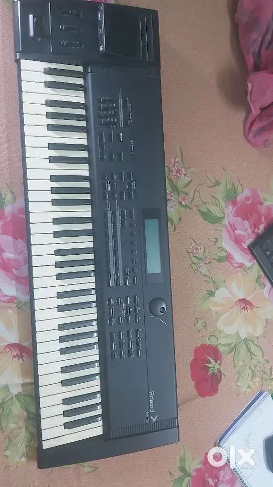 Roland xp 60 with 2 chip