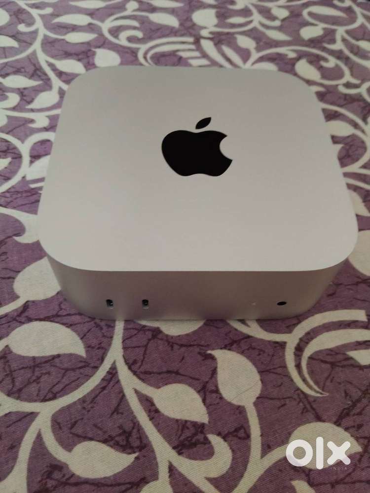Apple Mac Mini M4 (16 gb ram 512 memory)