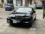 2019 5 series Luxury Line Auto park