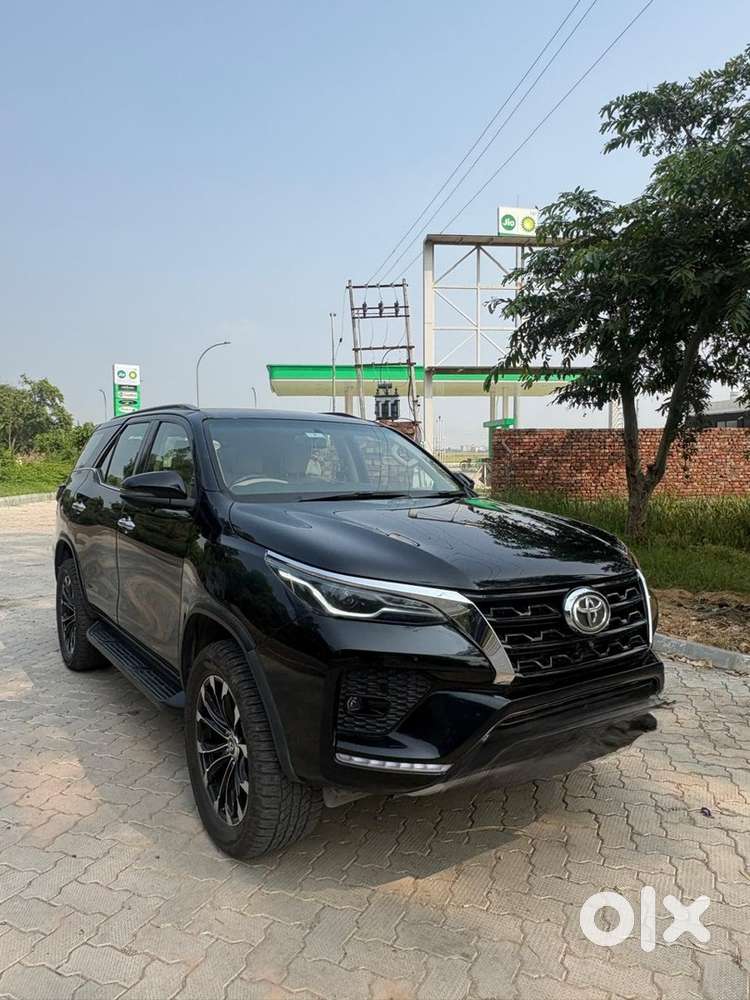 Toyota Fortuner 2017 Diesel very Good Condition VIP no