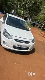 Hyundai Verna 2012
