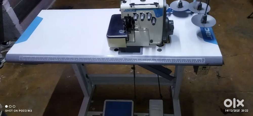 OVERLOCK MACHINE