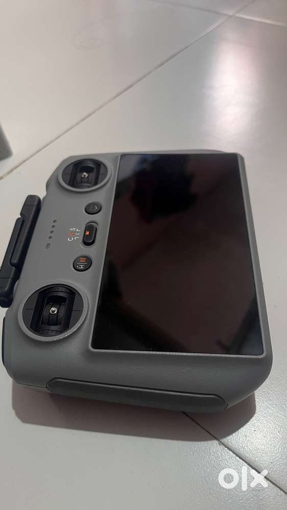 DJI -RC 2 moniter 4k used like new
