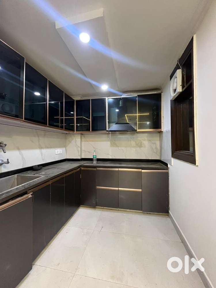 2BHK semi furnished flat on chattarpur main road