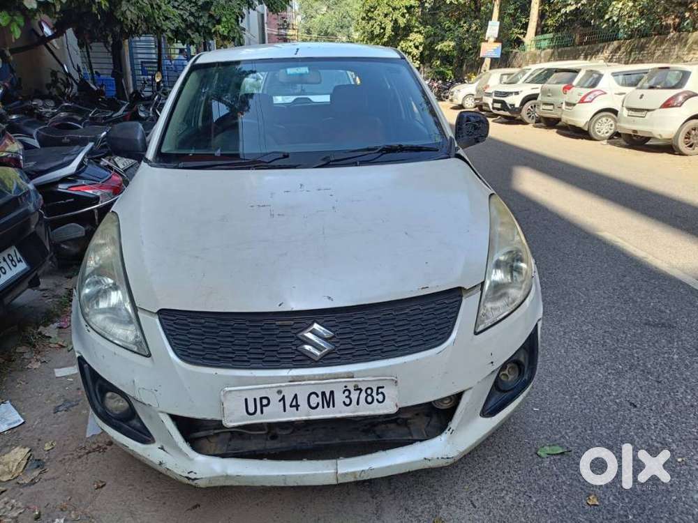 Maruti Suzuki Swift LXI Option, 2015, Petrol