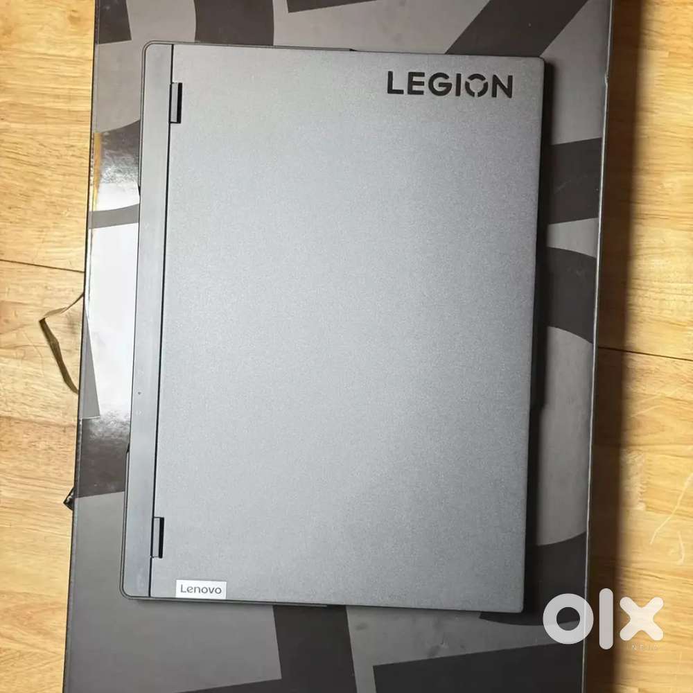 Lenovo Legion Pro 7 16IRX8H 4090, I9 13th Gen, 32GB RAM , 2TB SSD, 24