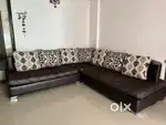 L shape 7 seater leather sofa in excellent condition.