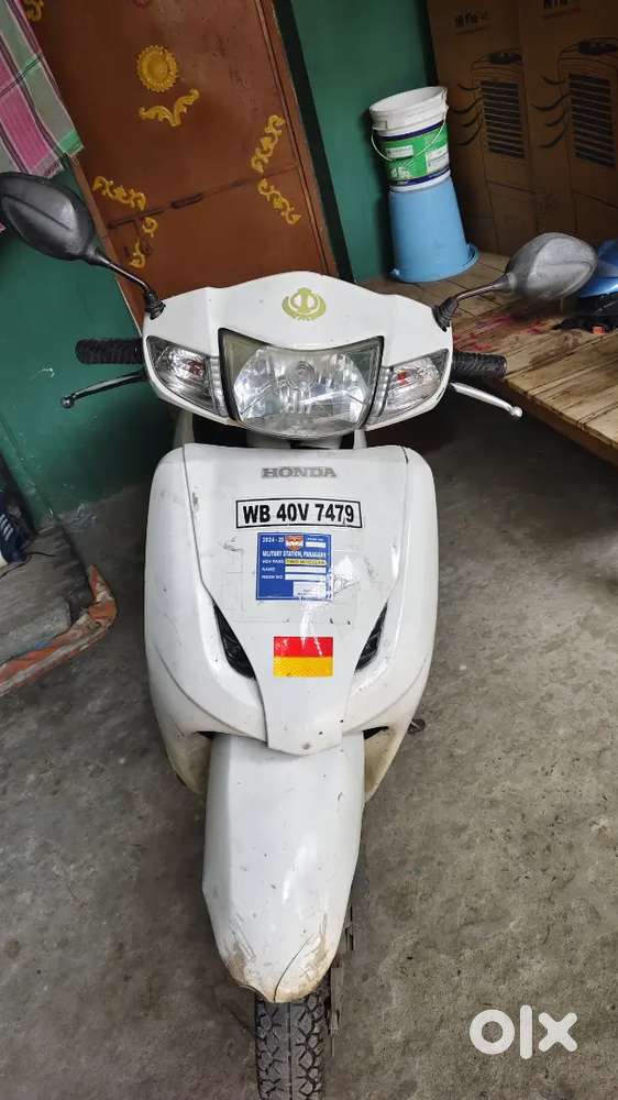 Honda activa 110cc 2011 model all conditions ok