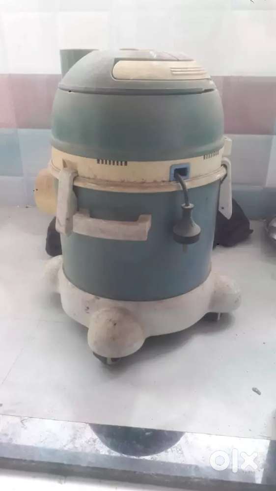 Vacuum cleaner all at