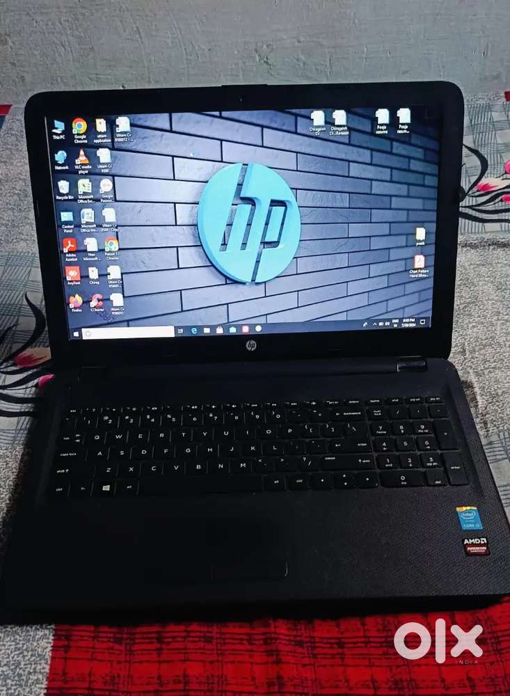 Intel 4th Gen core i3
4Gb ram
1 Tb hdd Storage