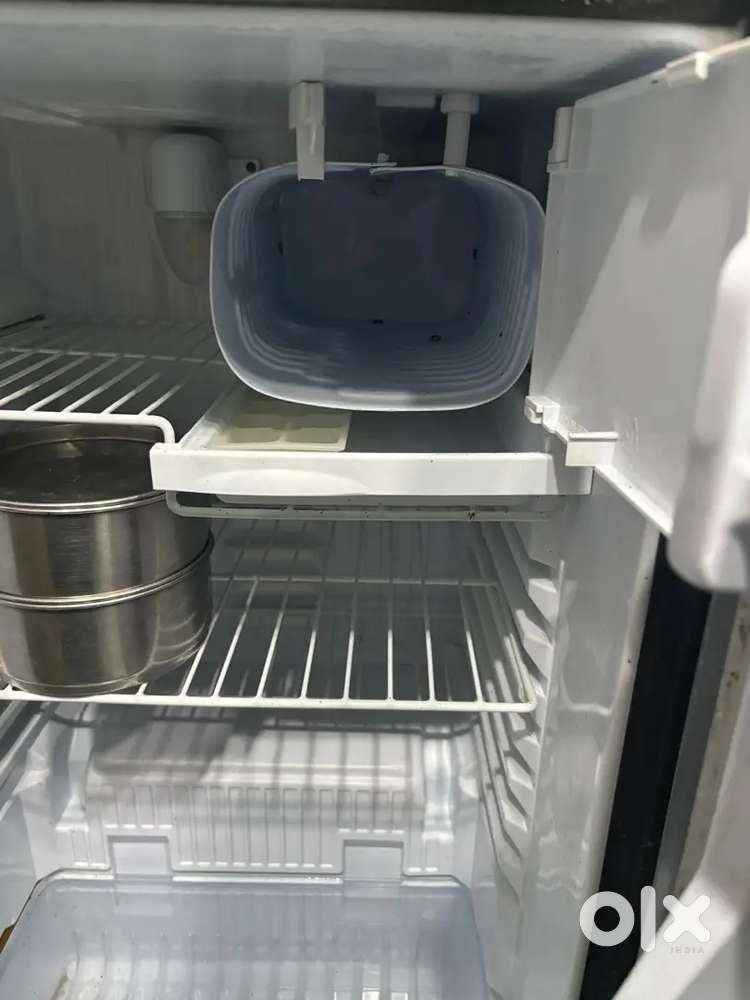 Godrej Mini Fridge 97 Litre